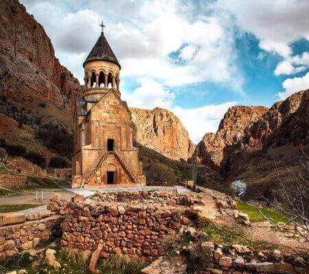 ՆՈՐԱՎԱՆՔ ( NORAVANK ) ՏՈՒՐ